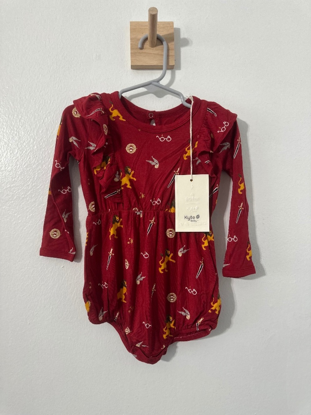 Kyte Baby x Harry Potter Gryffindor Long Sleeve Bubble Romper NWT 18-24 Months